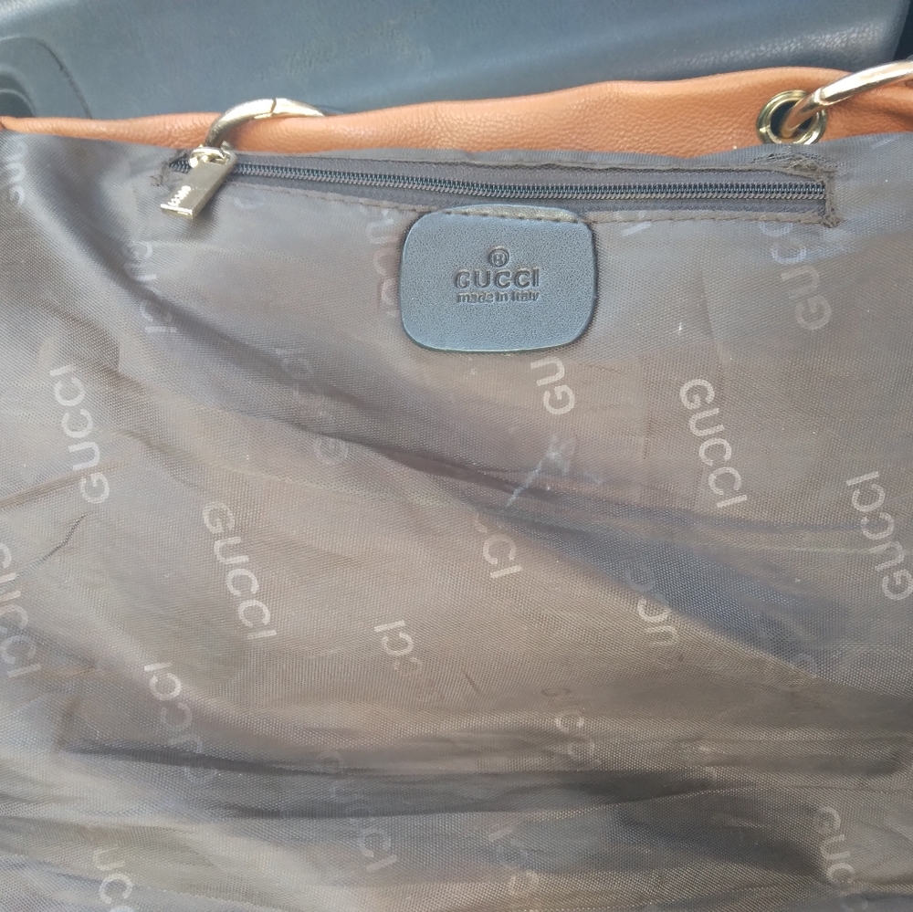 Gucci bag - Picture 2 of 3